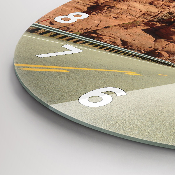 hodiny na skle Route 66 v USA