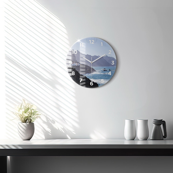 hodiny na skle Hory u oceánu