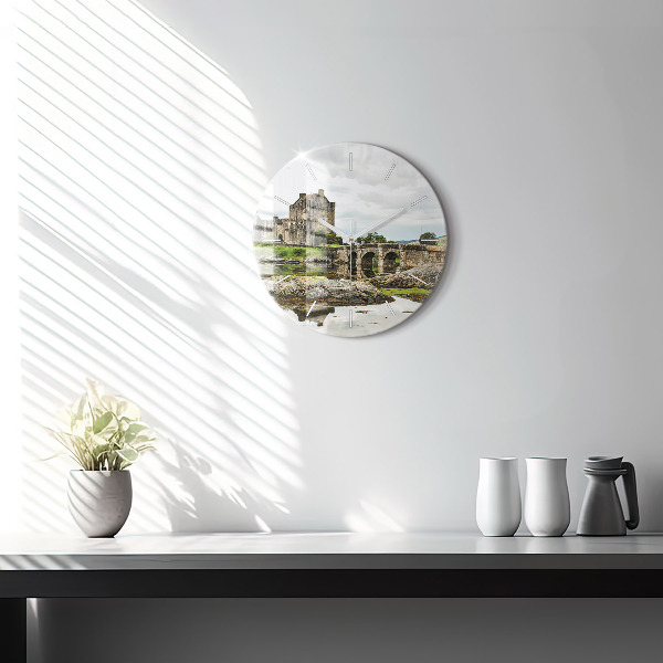 hodiny na skle Hrad Eilean Donan Skotsko