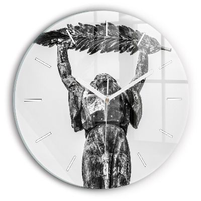 hodiny na skle Socha Svobody v Budapešti