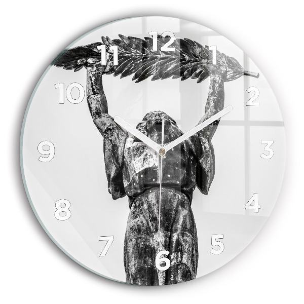 hodiny na skle Socha Svobody v Budapešti