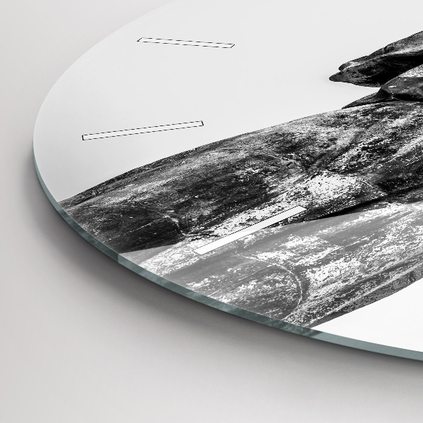 hodiny na skle Socha Svobody v Budapešti