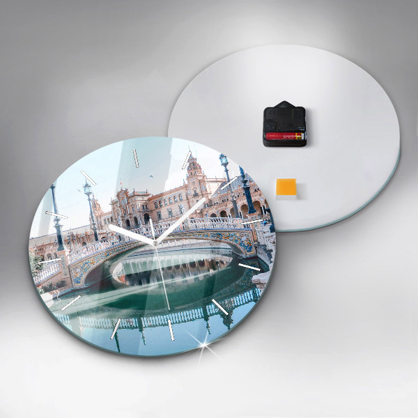 hodiny na skle Španělské náměstí v Seville