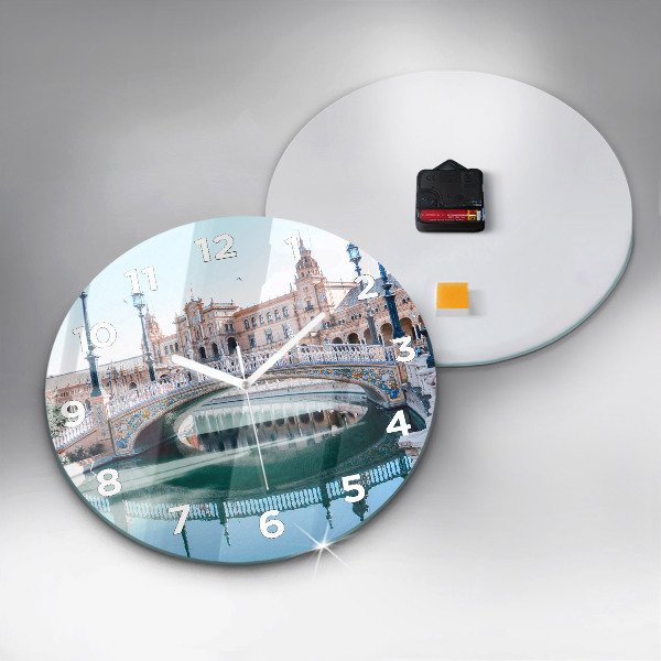 hodiny na skle Španělské náměstí v Seville