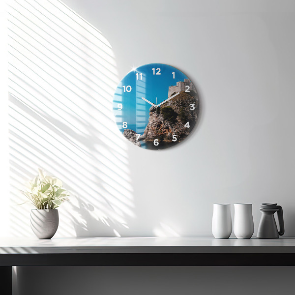 hodiny na skle Útesy v Dubrovníku