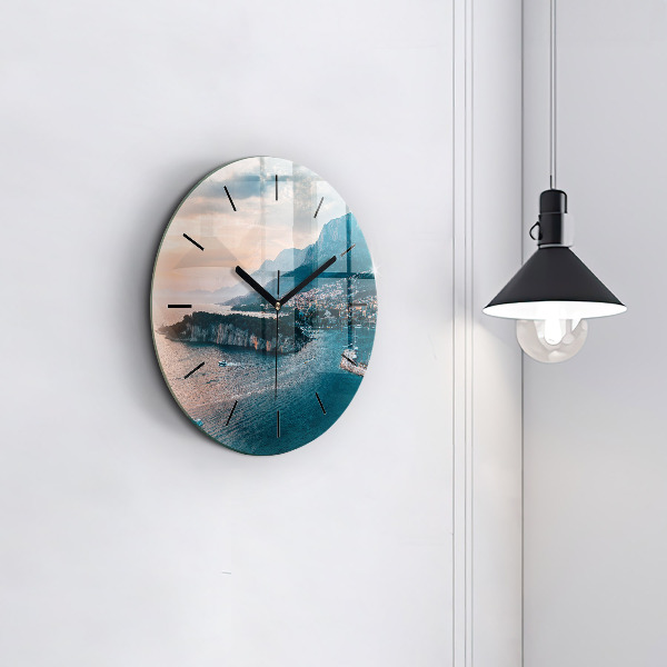 hodiny na skle Ostrov v Chorvatsku