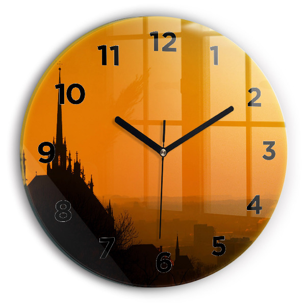 Kulaté skleněné hodiny s fotkou Pohled na brněnskou katedrálu