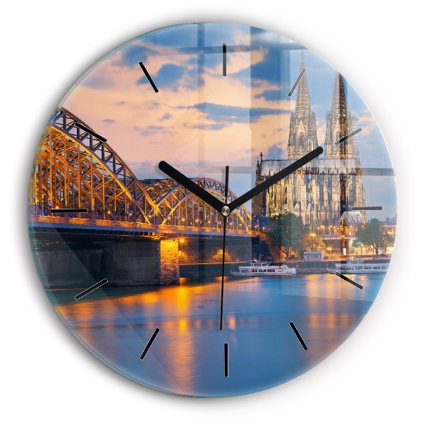 Kulaté skleněné hodiny s fotkou Pohled na radnici