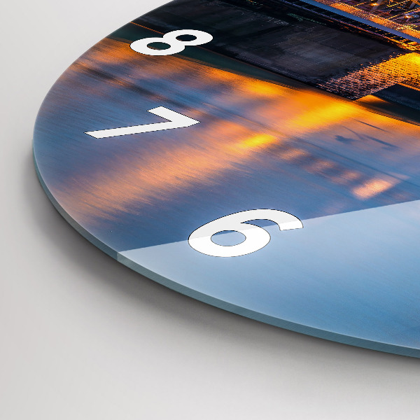 Kulaté skleněné hodiny s fotkou Pohled na radnici