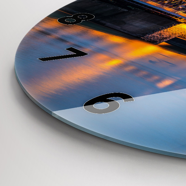 Kulaté skleněné hodiny s fotkou Pohled na radnici